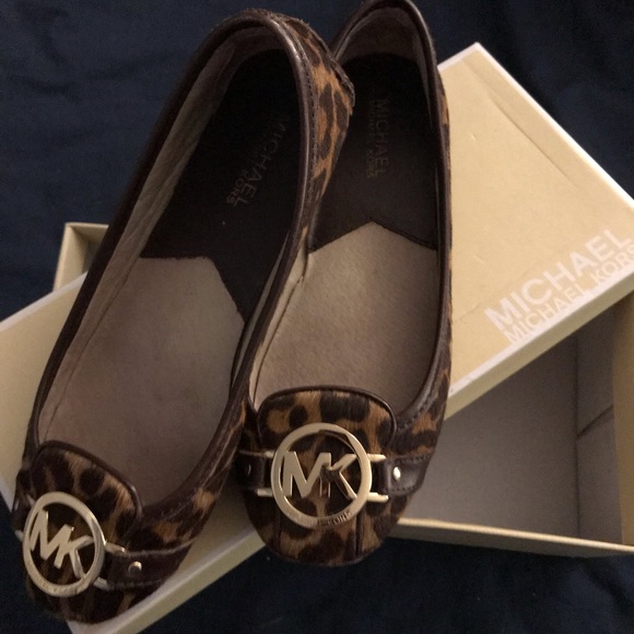 Michael Kors Flats - Picture 1 of 2